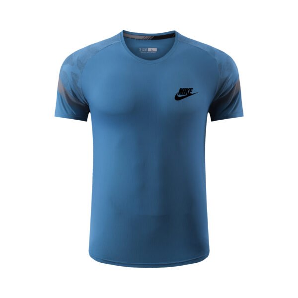 Nike T-shirt  #8605